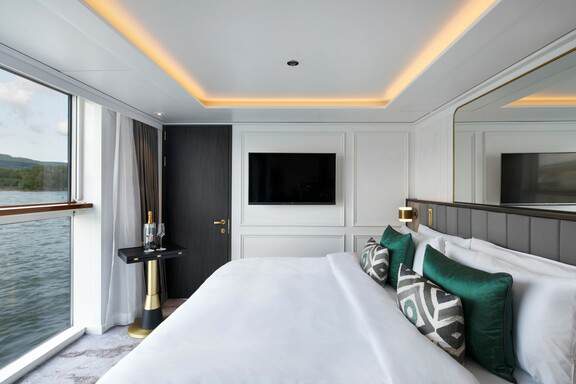 Ship accomodation